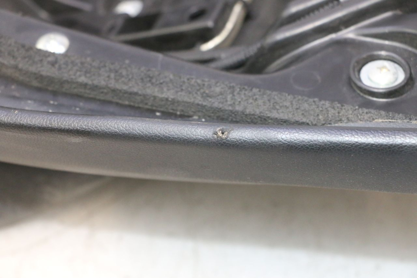 photo de SEAT SUZUKI BURGMAN EXECUTIVE ABS 650 (2006 - 2012) - Supplementary product photo