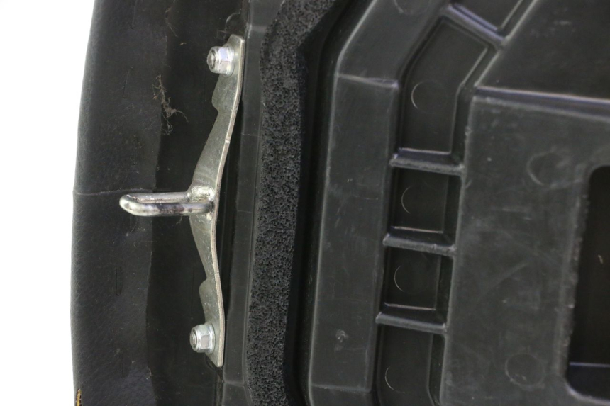 photo de SEAT SUZUKI BURGMAN EXECUTIVE ABS 650 (2006 - 2012) - High-resolution close-up