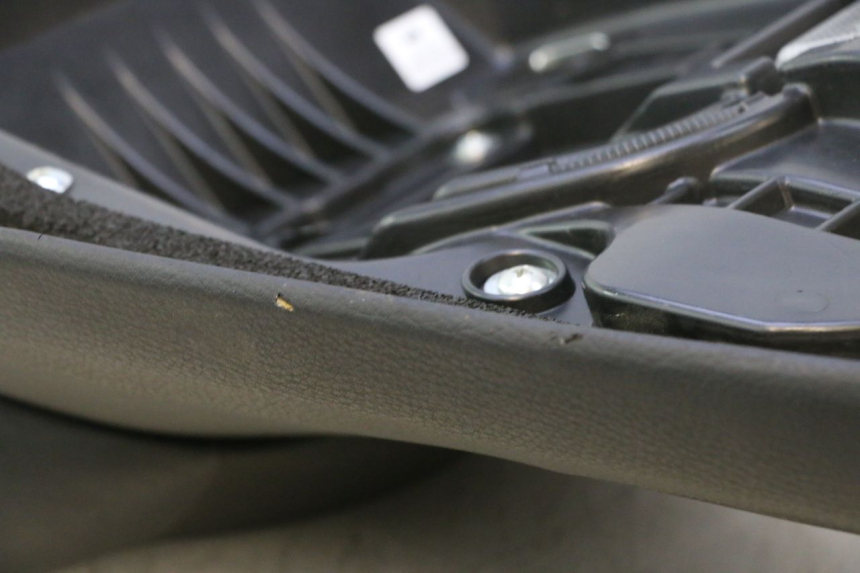 photo de SEAT SUZUKI BURGMAN EXECUTIVE ABS 650 (2006 - 2012) - Focus on structure