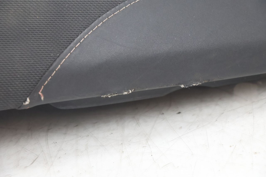 photo de SEAT YAMAHA BW'S BWS 125 (2010 - 2013) - Surface and material condition
