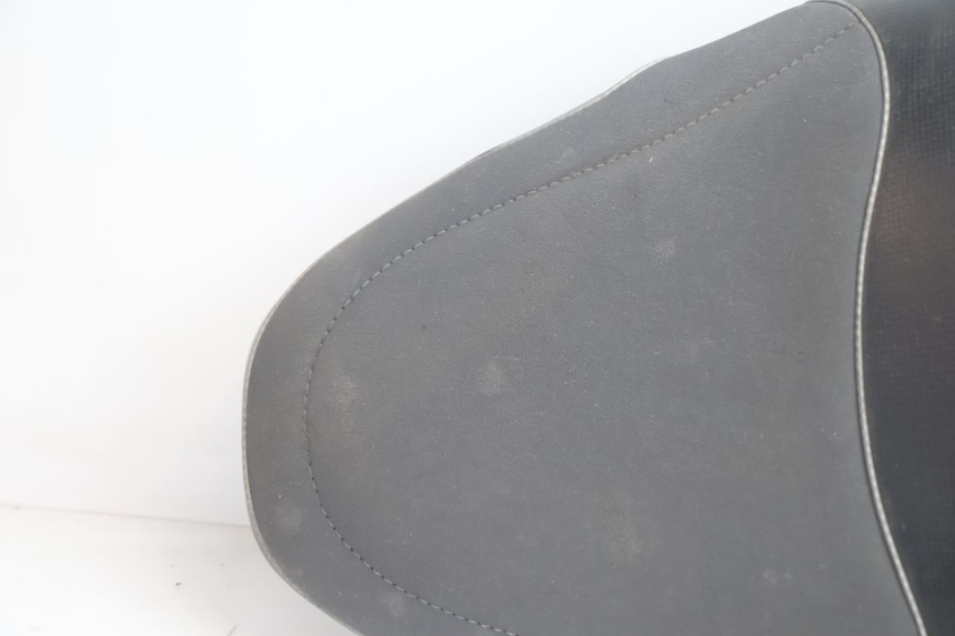 photo de SEAT HONDA CB F HORNET 600 (2005 - 2006) - Zoom on usage condition
