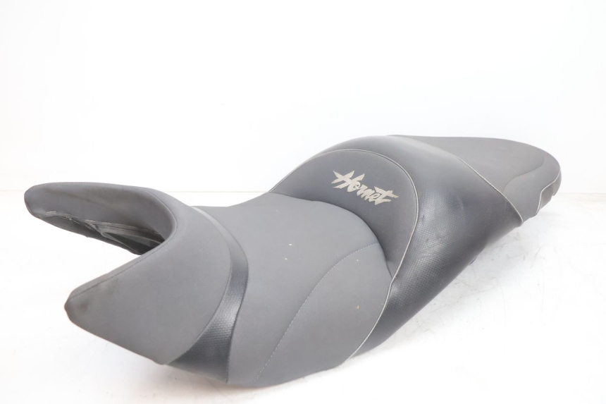 photo de SEAT HONDA CB F HORNET 600 (2005 - 2006) - Surface and material condition