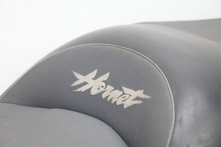 photo de SEAT HONDA CB F HORNET 600 (2005 - 2006) - Checked used part