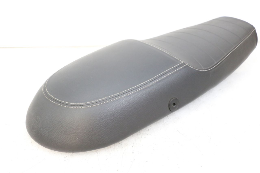 photo de SEAT ROYAL ENFIELD CONTINENTAL GT 650 (2019 - 2024) - Checked used part