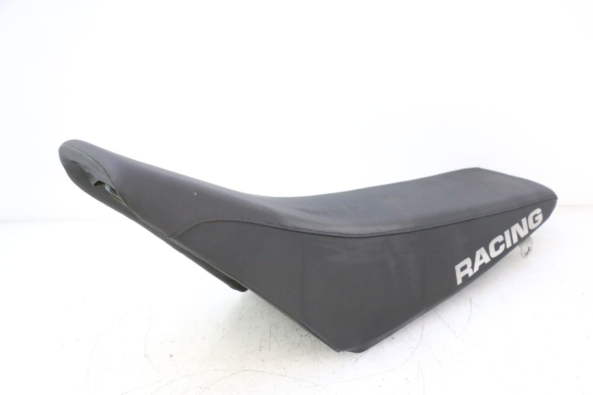 photo de SEAT HM HONDA CRM DERAPAGE RR 50 (2006 - 2017) - Markings and original references