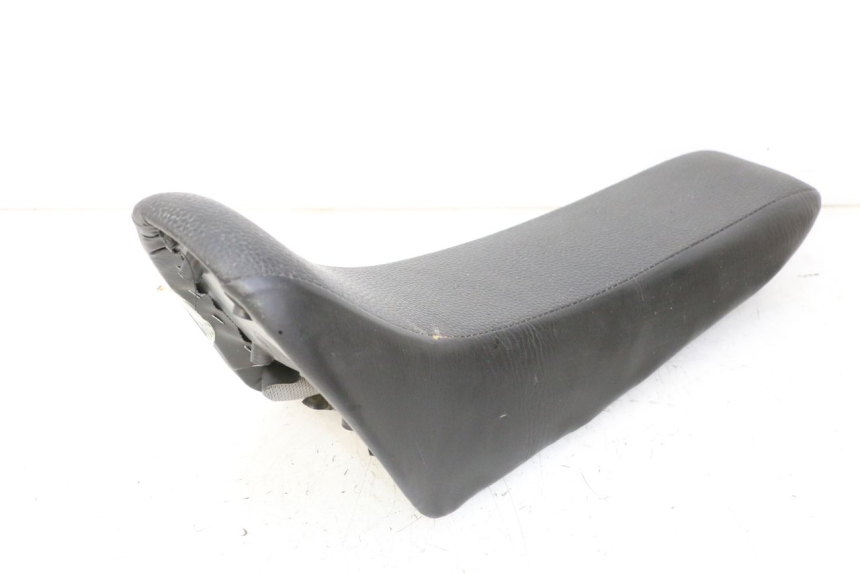 photo de SEAT LONCIN DIRT BIKE 125 - High-resolution close-up