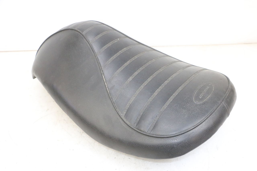 photo de SEAT PEUGEOT DJANGO 4T 50 (2014 - 2019) - Distinctive features