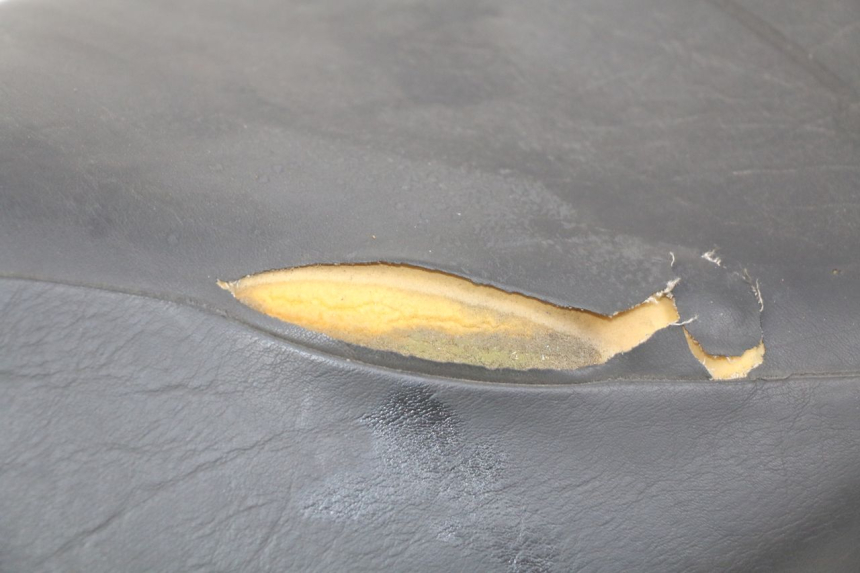 photo de SEAT PEUGEOT ELYSEO 125 (1999 - 2004) - Surface and material condition