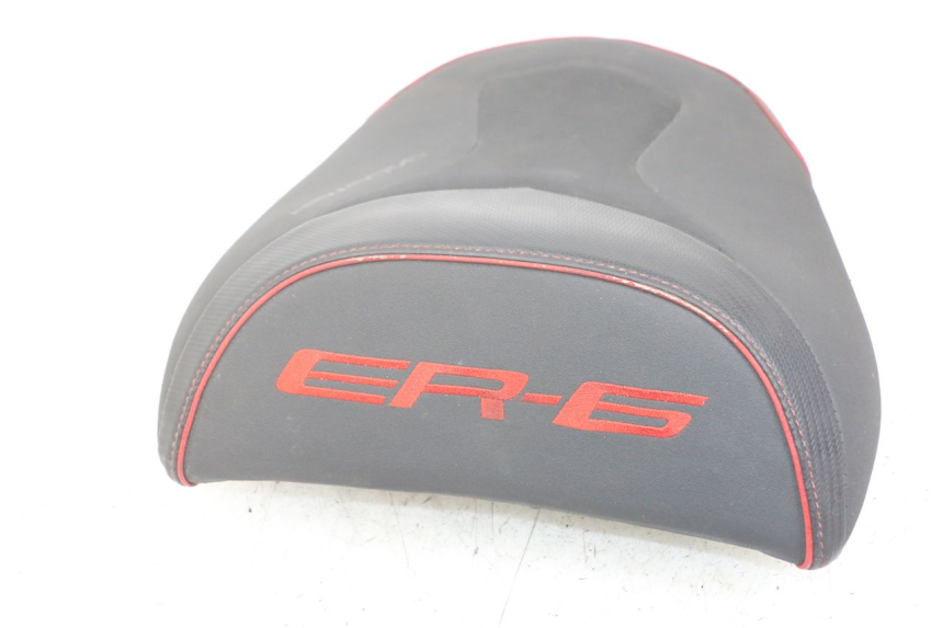 photo de SEAT KAWASAKI ER-6 ER6 N 650 (2012 - 2016) - Surface and material condition