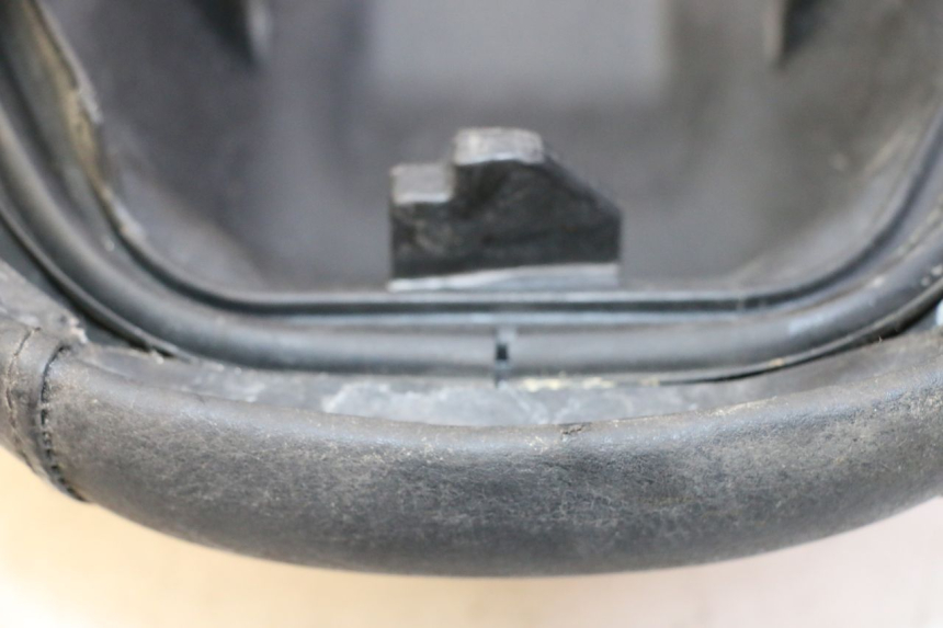 photo de SEAT HONDA FES S-WING SWING ABS 125 (2007 - 2015) - Component detail