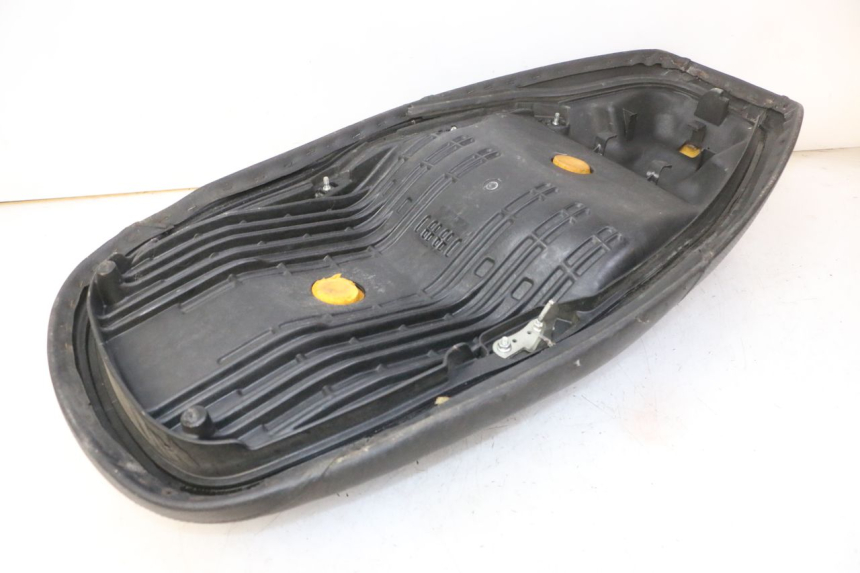 photo de SEAT HONDA FES S-WING SWING ABS 125 (2007 - 2015) - Component detail