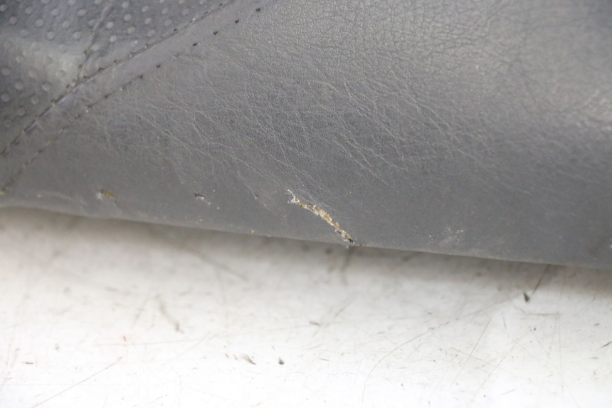 photo de SEAT HONDA FES S-WING SWING ABS 125 (2007 - 2015) - Additional view of the item