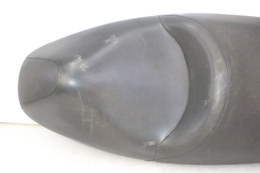 photo de SEAT HONDA FES S-WING SWING ABS 125 (2007 - 2015) - Component detail