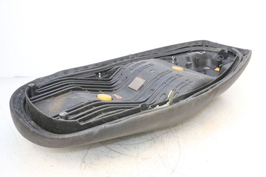 photo de SEAT HONDA FES S-WING SWING ABS 125 (2007 - 2015) - Supplementary product photo