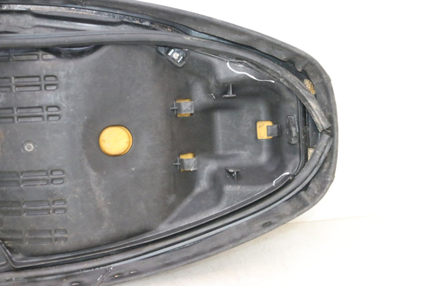 photo de SEAT HONDA FES S-WING SWING ABS 125 (2007 - 2015) - Spare part profile view