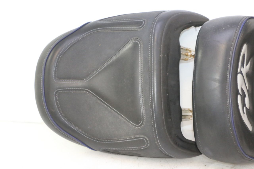 photo de SEAT YAMAHA FJR 1300 (2001 - 2005) - Surface and material condition