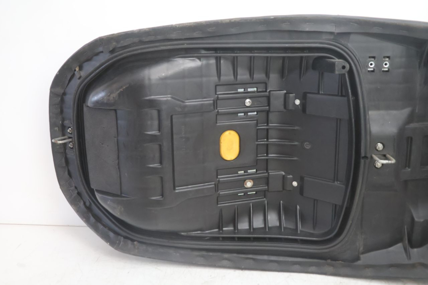 photo de SEAT HONDA FJS SILVER WING SILVERWING 400 (2005 - 2008) - Focus on structure