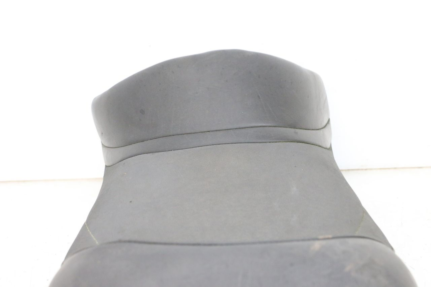 photo de SEAT YAMAHA FZ6 N FAZER 600 (2004 - 2006) - Component detail