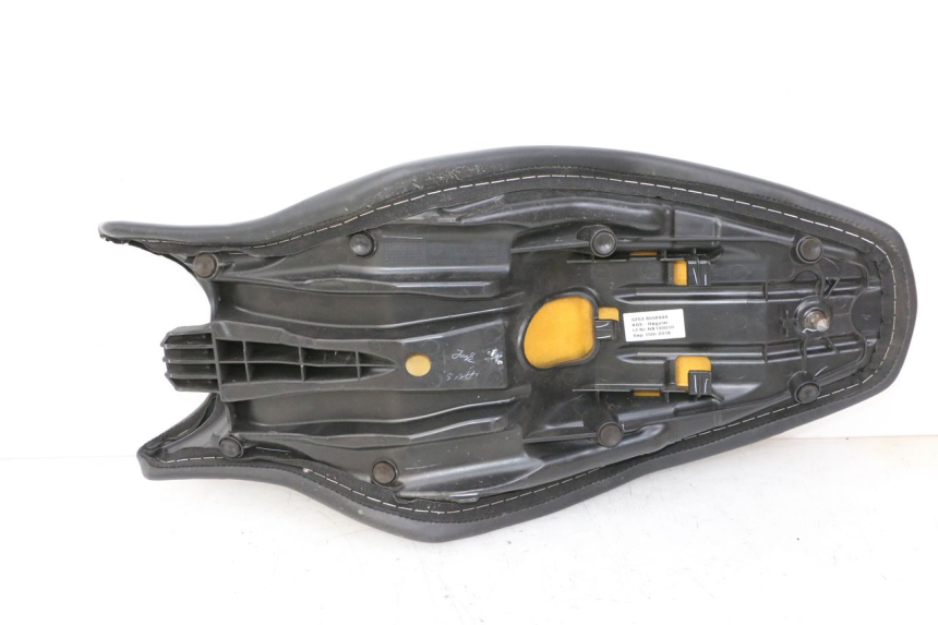 photo de SEAT BMW G310 R 310 (2016 - 2020) - Markings and original references