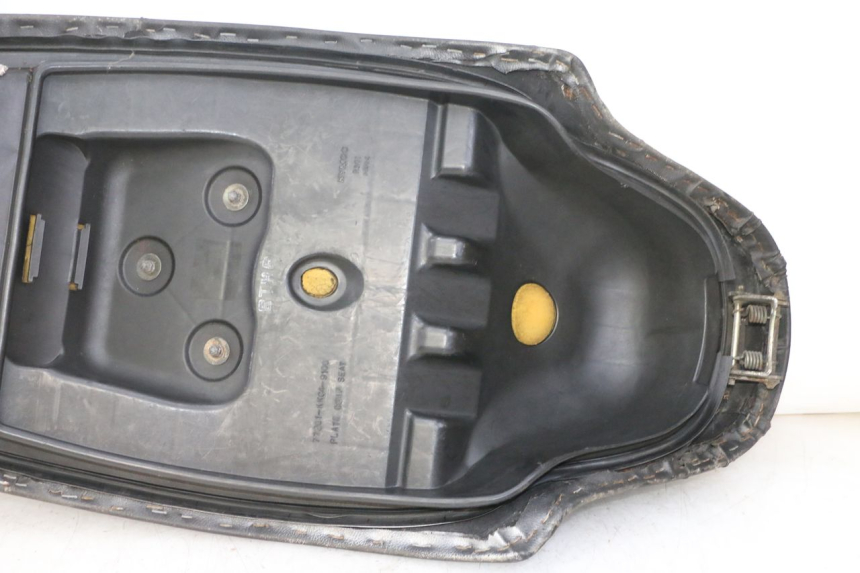 photo de SEAT KYMCO GRAND DINK 125 (2002 - 2007) - High-resolution close-up