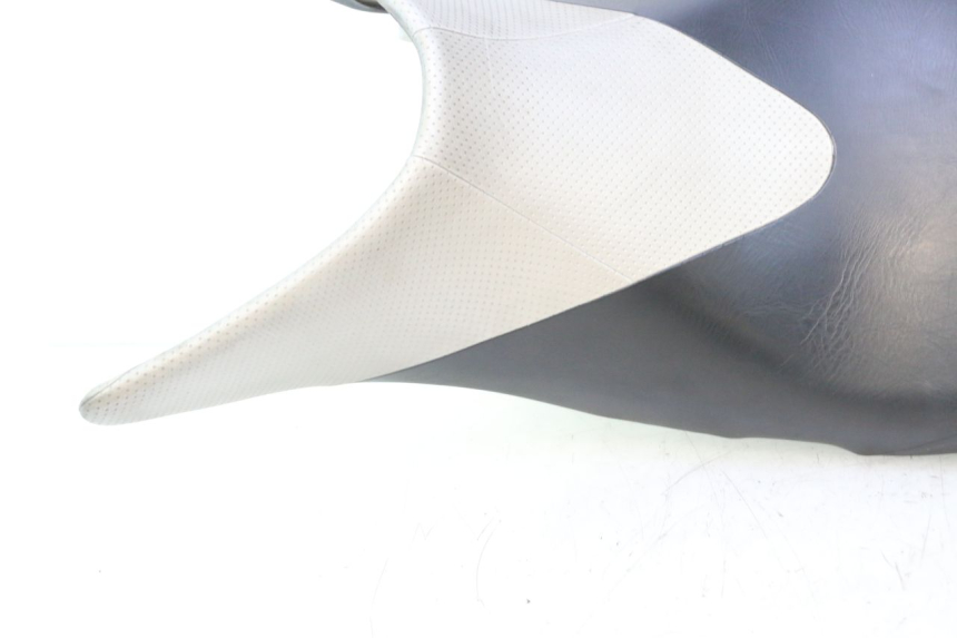 photo de SEAT SUZUKI GSR 600 (2005 - 2012) - Alternative angle