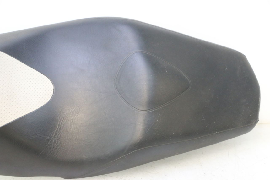 photo de SEAT SUZUKI GSR 600 (2005 - 2012) - Spare part profile view