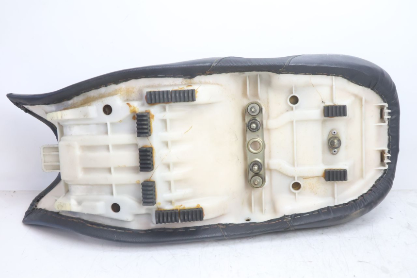 photo de SEAT SUZUKI GSX F GSXF 750 (1988 - 1998) - Fixing points details