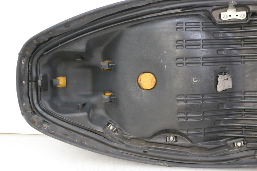 photo de SEAT HONDA FES S-WING SWING ABS 125 (2007 - 2015) - Supplementary product photo