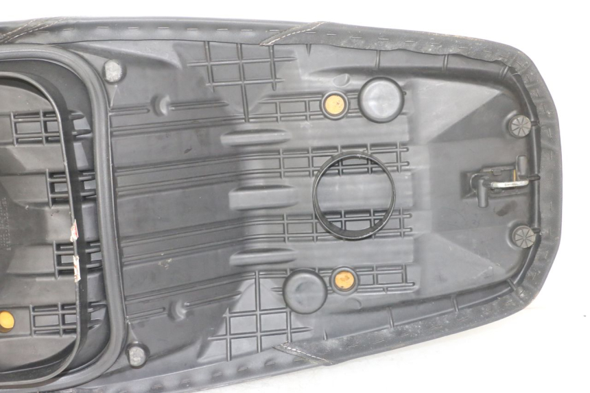 photo de SEAT HONDA SH i 300 (2015 - 2020) - Distinctive features