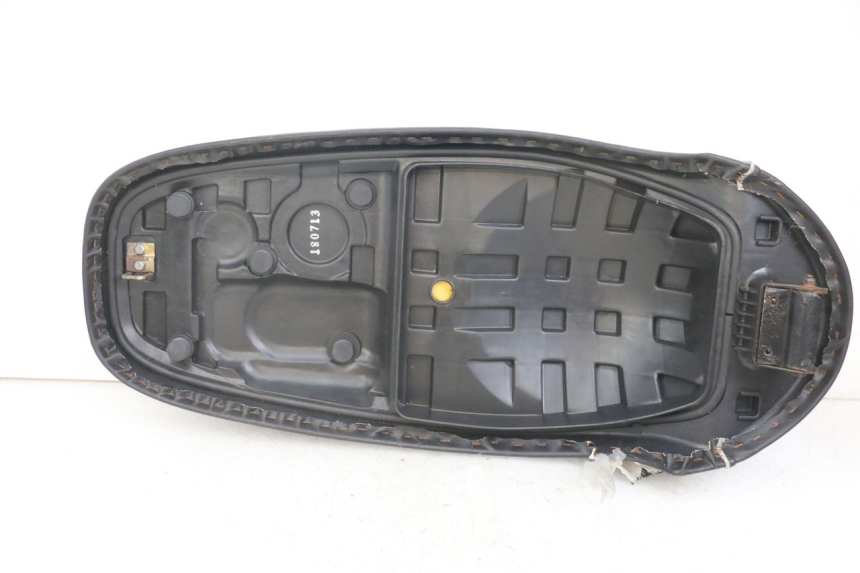 photo de SEAT KYMCO LIKE 125 (2009 - 2016) - Alternative angle