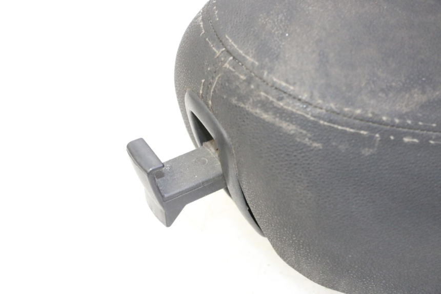 photo de SEAT PIAGGIO LXV 4T 50 (2009 - 2013) - Surface and material condition