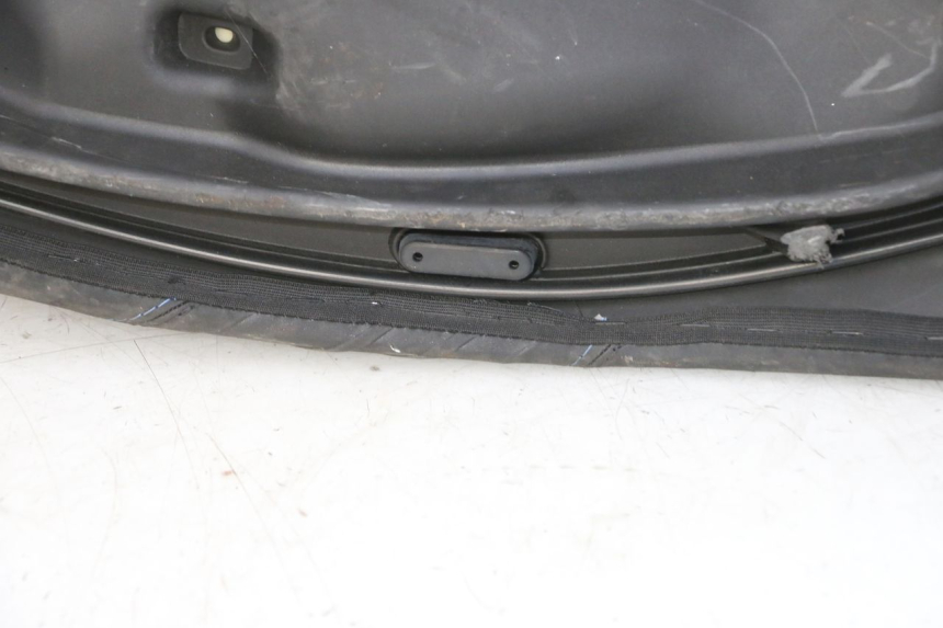 photo de SEAT PIAGGIO MP3 HPE 310 (2024 - 2025) - Surface and material condition