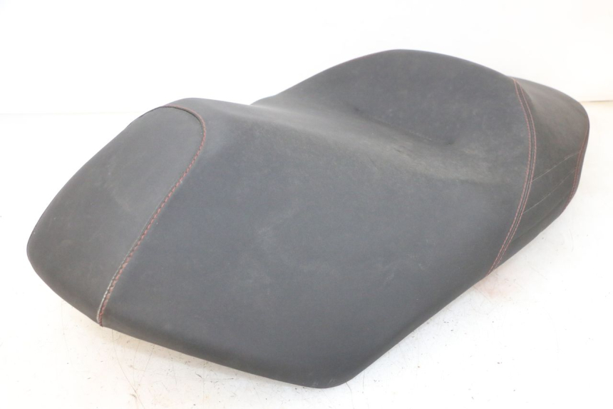 photo de SEAT PIAGGIO MP3 HPE 300 (2019 - 2026) - Alternative angle