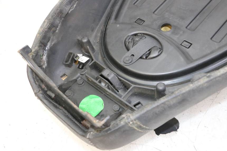 photo de SEAT PIAGGIO MP3 LT 400 (2007 - 2012) - Component detail