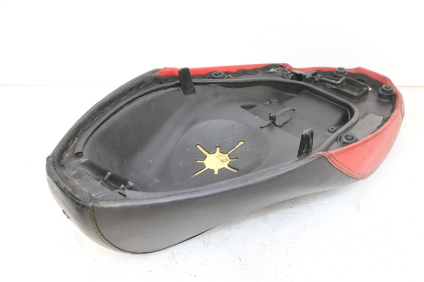 photo de SEAT PIAGGIO NEW TYPHOON 50 (2018 - 2021) - High-resolution close-up