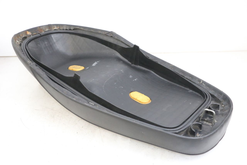 photo de SEAT HONDA NHX LEAD 110 (2008 - 2010) - Surface and material condition