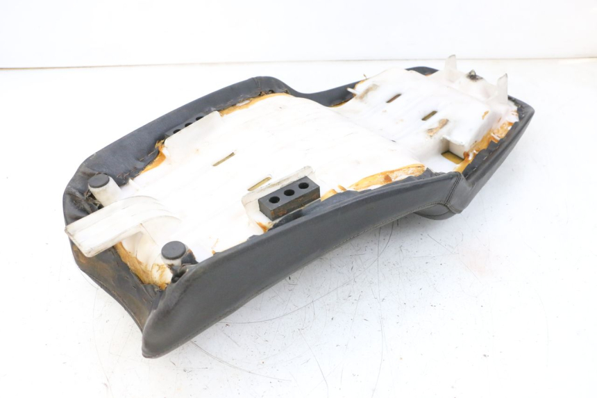 photo de SEAT HONDA NSR R 125 (1994 - 2003) - Fixing points details