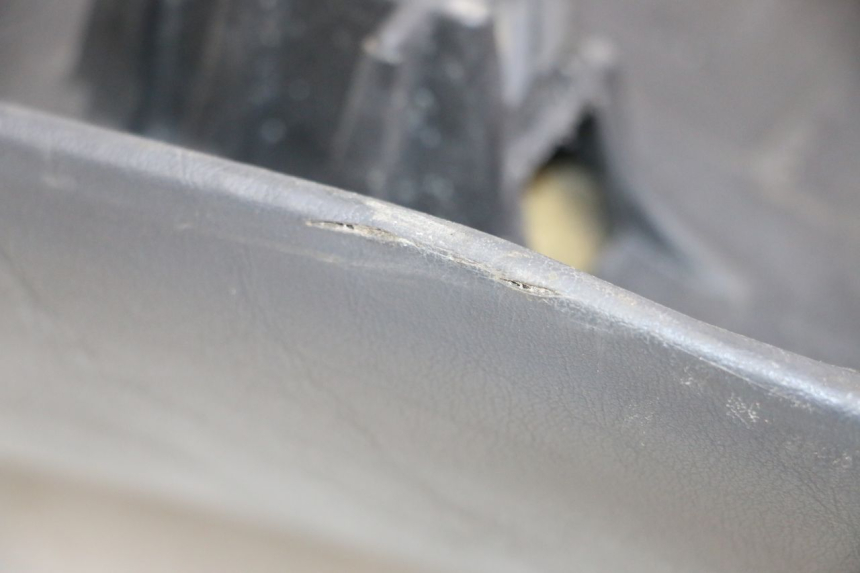 photo de SEAT HONDA NTV DEAUVILLE 650 (1998 - 2001) - Fixing points details