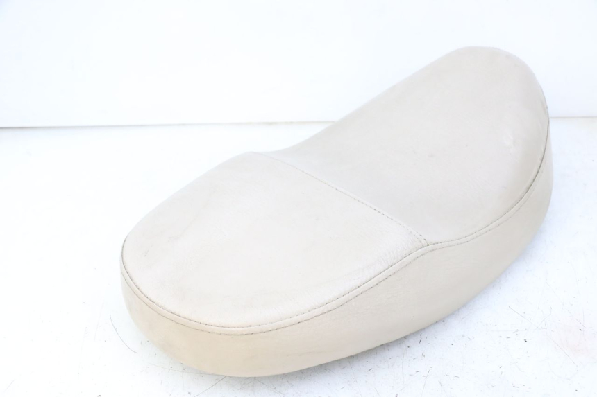 photo de SEAT JM MOTORS OLDIES GT 4T 50 (2018 - 2025) - High-resolution close-up