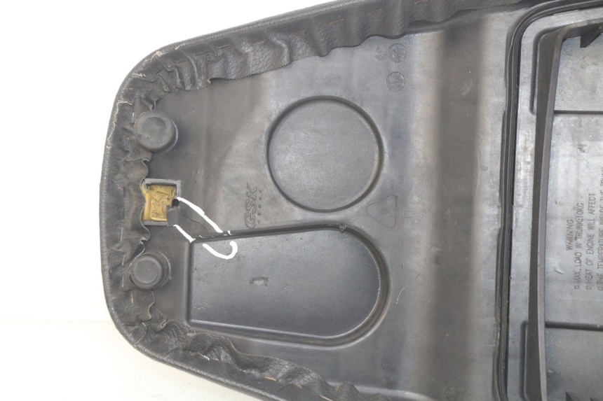 photo de SEAT SYM ORBIT 2 4T 50 (2018 - 2022) - Detailed visual inspection