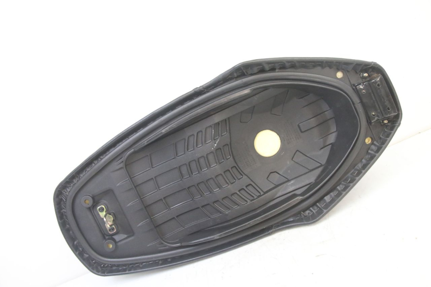 photo de SEAT SYM ORBIT III 3 4T 50 (2021 - 2025) - Checked used part