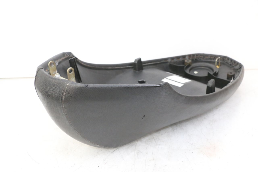 photo de SEAT PEUGEOT STREETZONE 4T 50 (2018 - 2023) - Surface and material condition