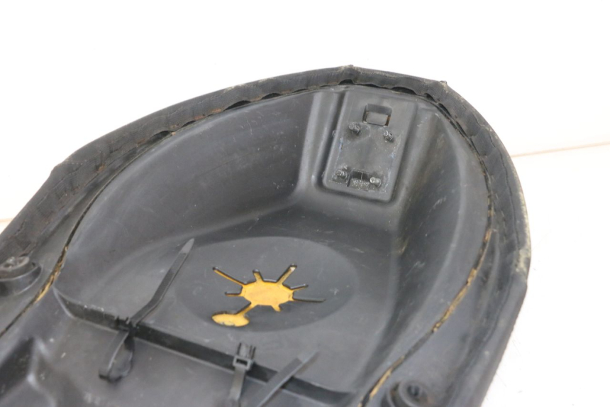 photo de SEAT PIAGGIO NEW TYPHOON 50 (2010 - 2017) - Markings and original references