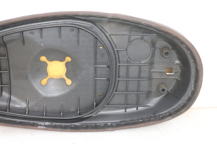 photo de SEAT EFUN PUSA 1 - Fixing points details