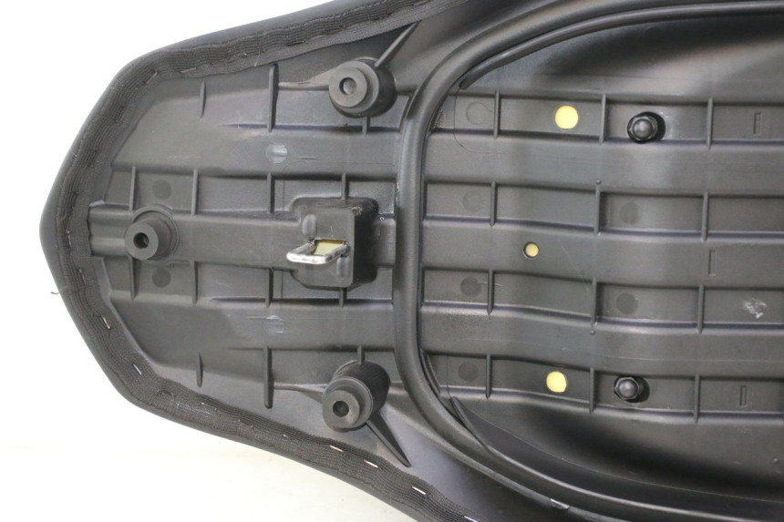 photo de SEAT JM MOTORS R-MAX TECH 50 (2024 - 2026) - Component zoom
