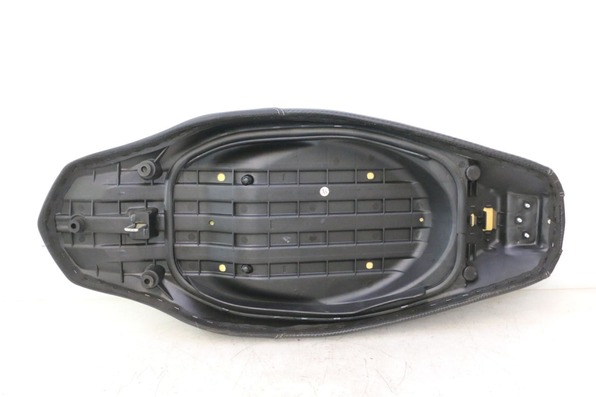 photo de SEAT JM MOTORS R-MAX TECH 50 (2024 - 2026) - High-resolution close-up