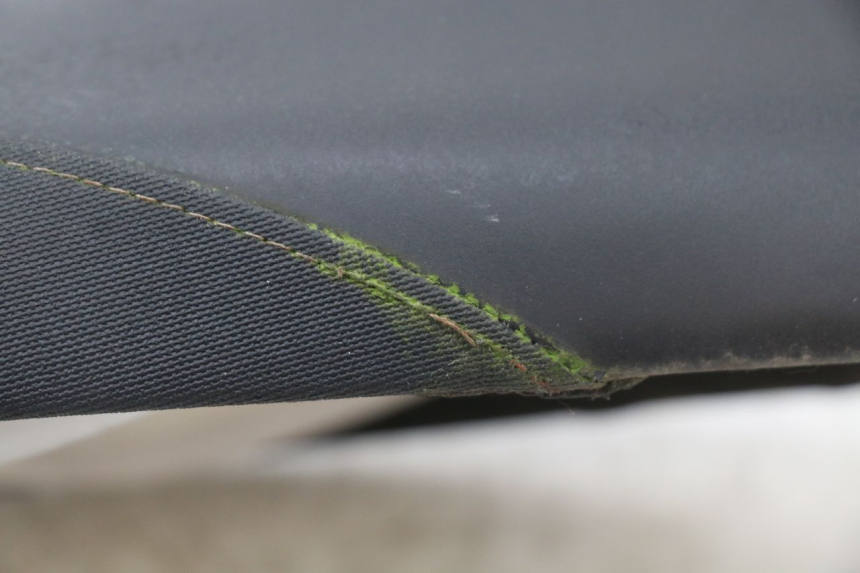 photo de SEAT JM MOTORS SANTANA 50 (2014 - 2023) - Surface and material condition