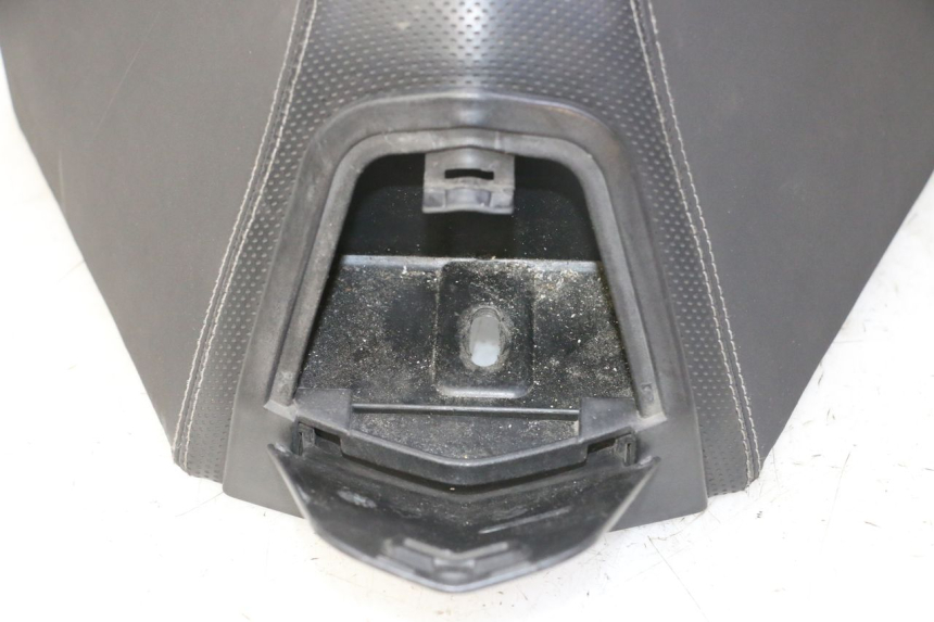 photo de SEAT PEUGEOT SATELIS 125 (2013 - 2018) - Alternative perspective