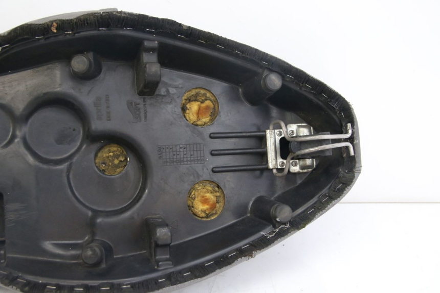 photo de SEAT APRILIA SCARABEO 4T 50 (2009 - 2017) - Markings and original references