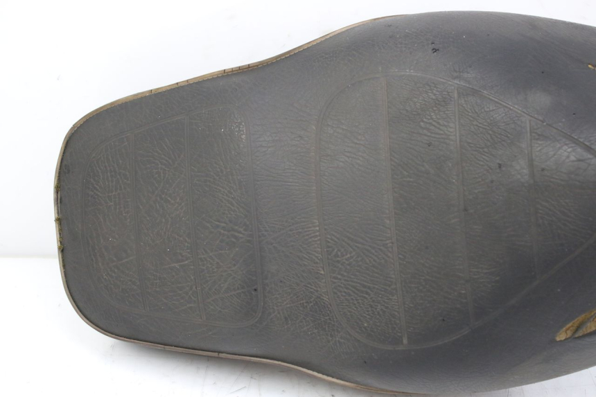 photo de SEAT APRILIA SCARABEO 100 (2003 - 2012) - Detailed visual inspection